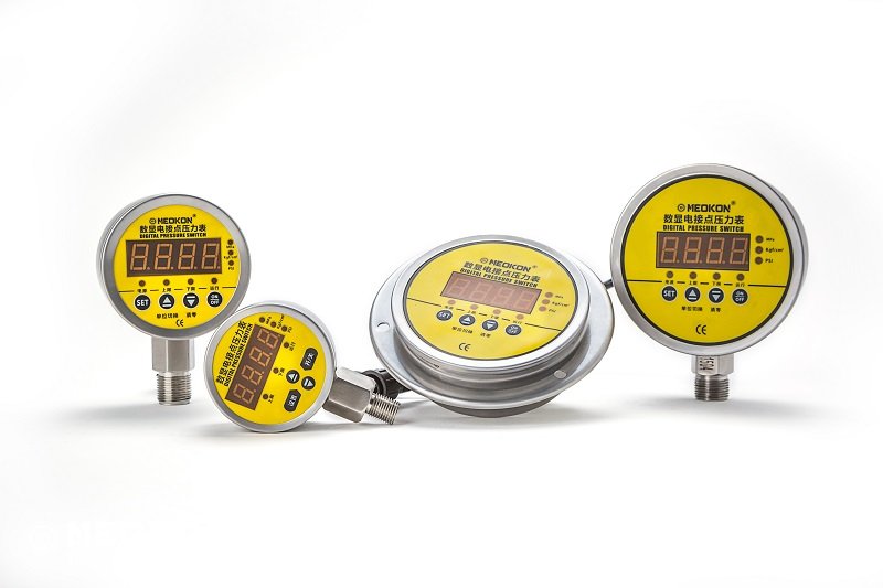 數(shù)顯電接點壓力表.jpg